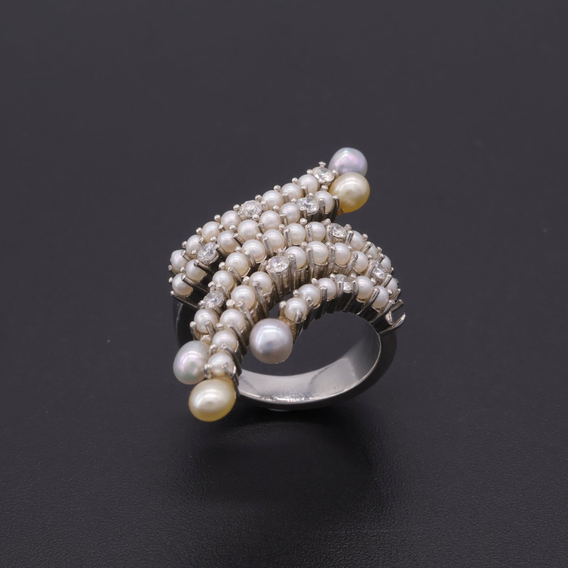Platinum South Sea keshi pearl ring with twisted multi-row band and diamonds