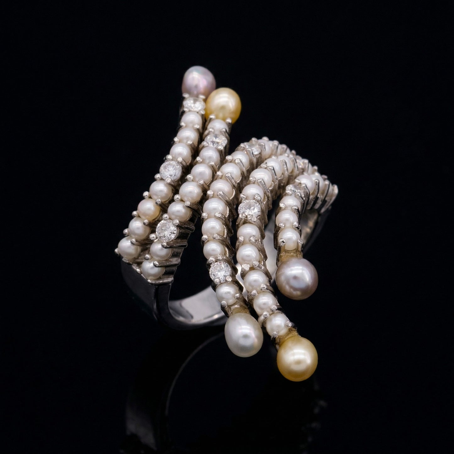 Platinum South Sea keshi pearl ring with twisted multi-row band and diamonds
