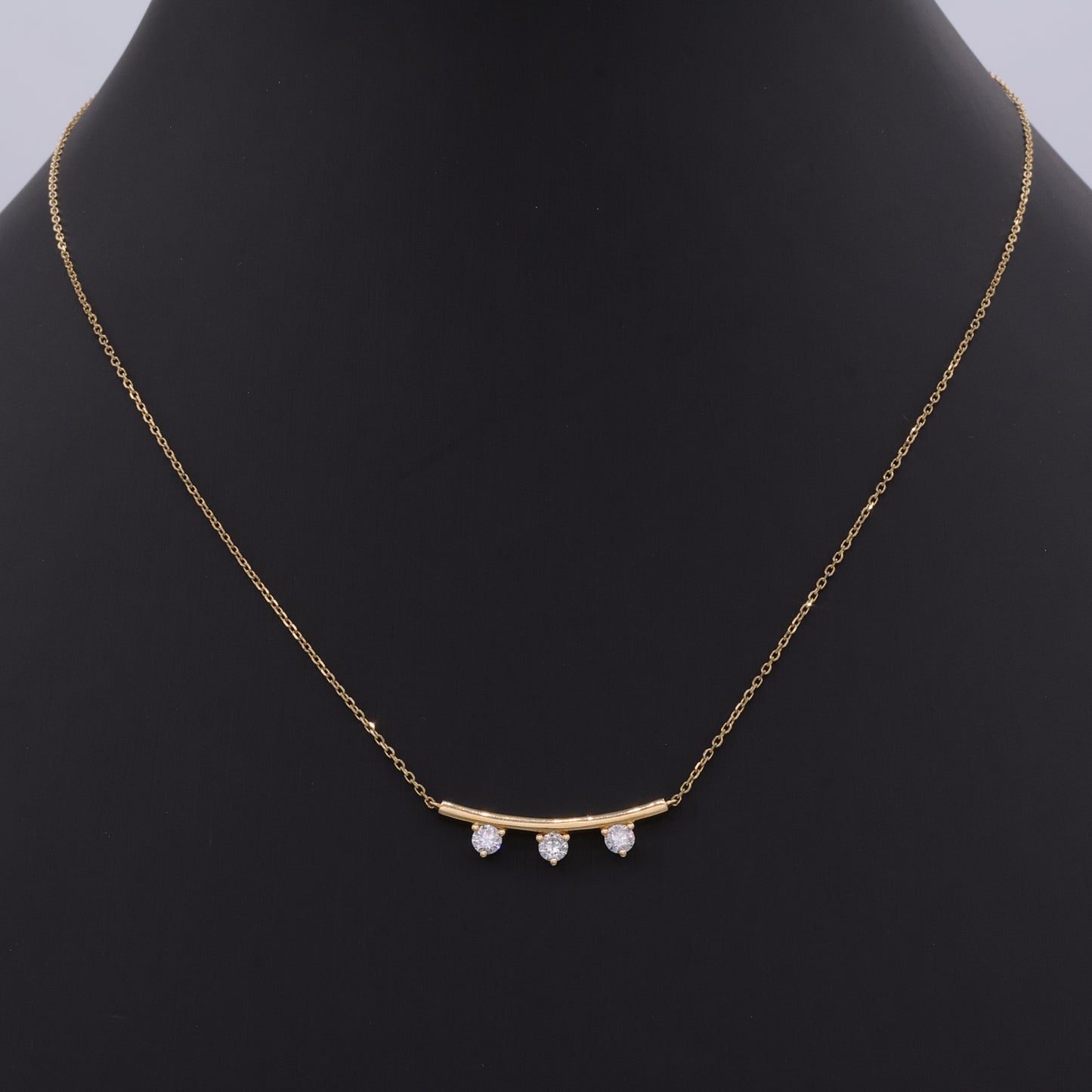 Keshi pearl necklace with diamond-set arc pendant in 18k gold