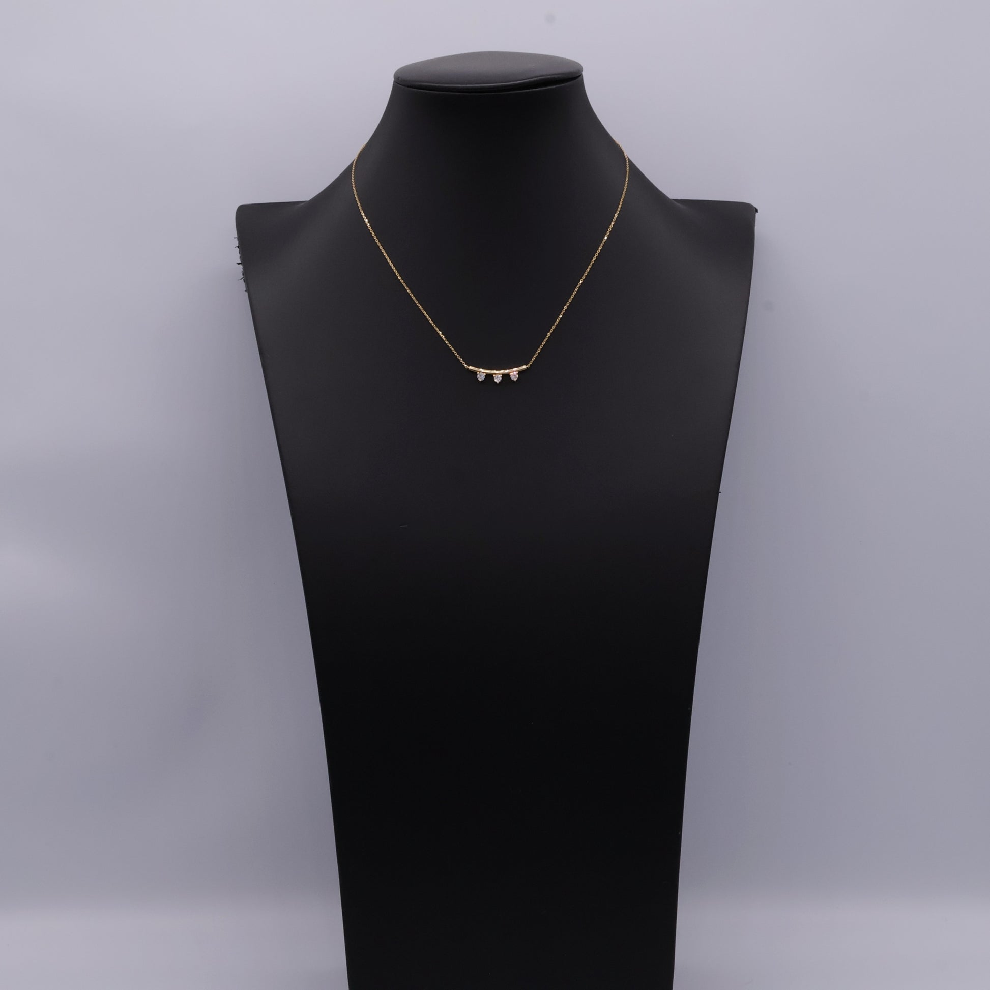 Keshi pearl necklace with diamond-set arc pendant in 18k gold